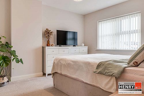 18 Clarefield Grange