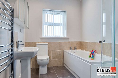 18 Clarefield Grange