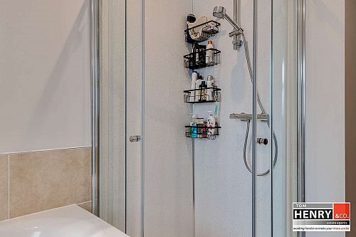 18 Clarefield Grange