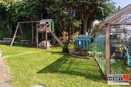 33 Eastvale Avenue