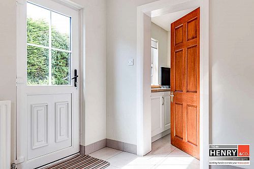 1 Woodglen Crescent