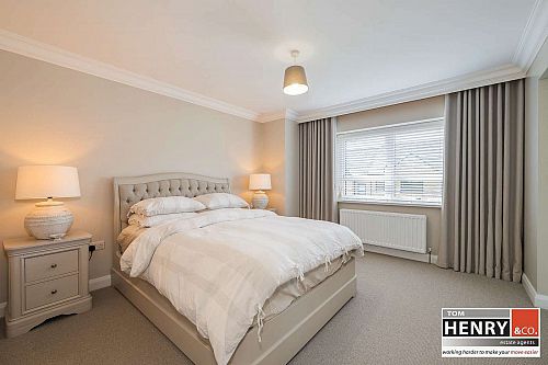 11 Bramley Meadows