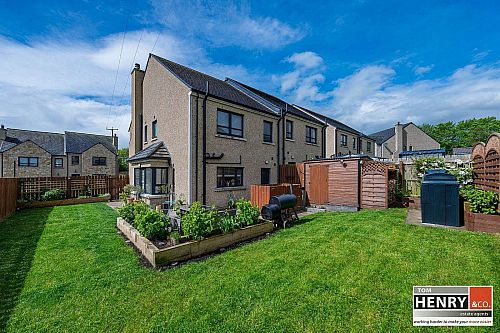 11 Bramley Meadows