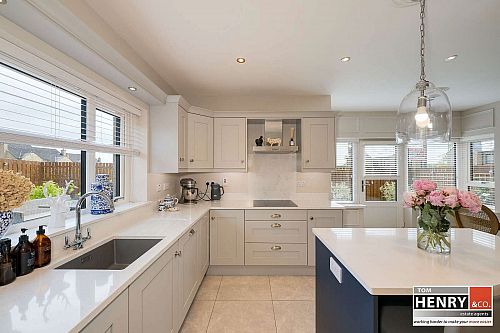 11 Bramley Meadows