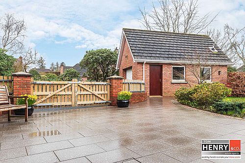 9 Upper Parklands