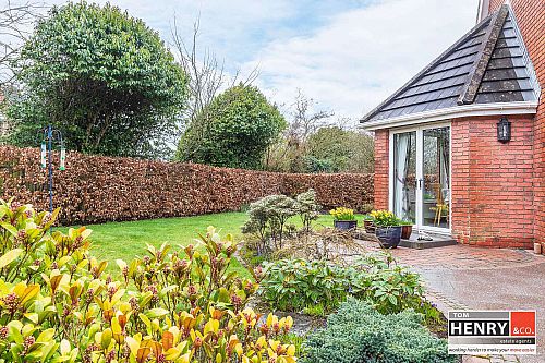 9 Upper Parklands