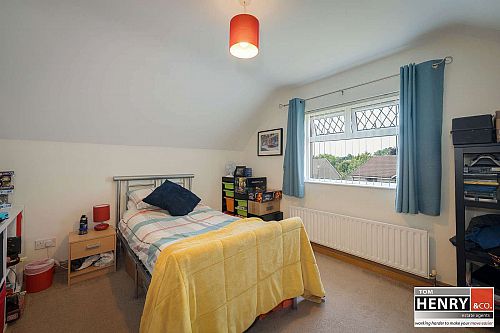 8 Gortmerron Heights