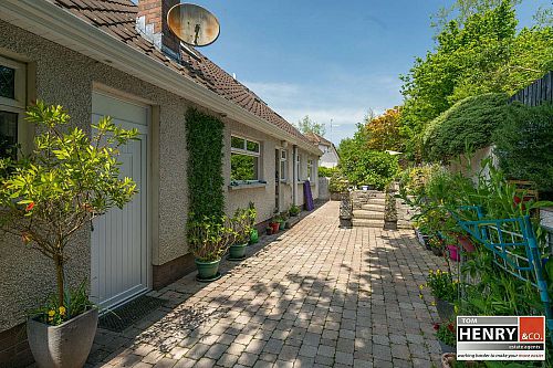 8 Gortmerron Heights