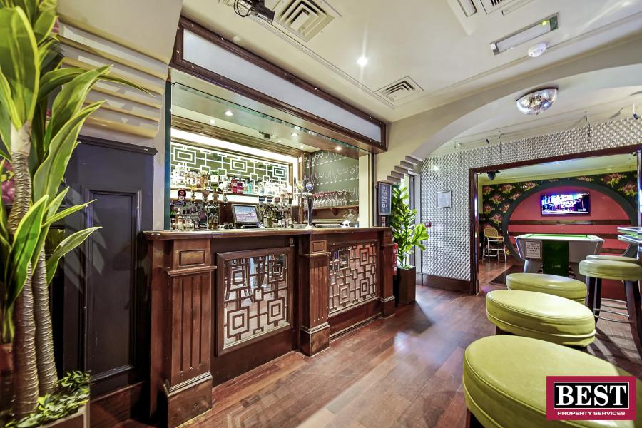 Hagans Bar, Irish Street