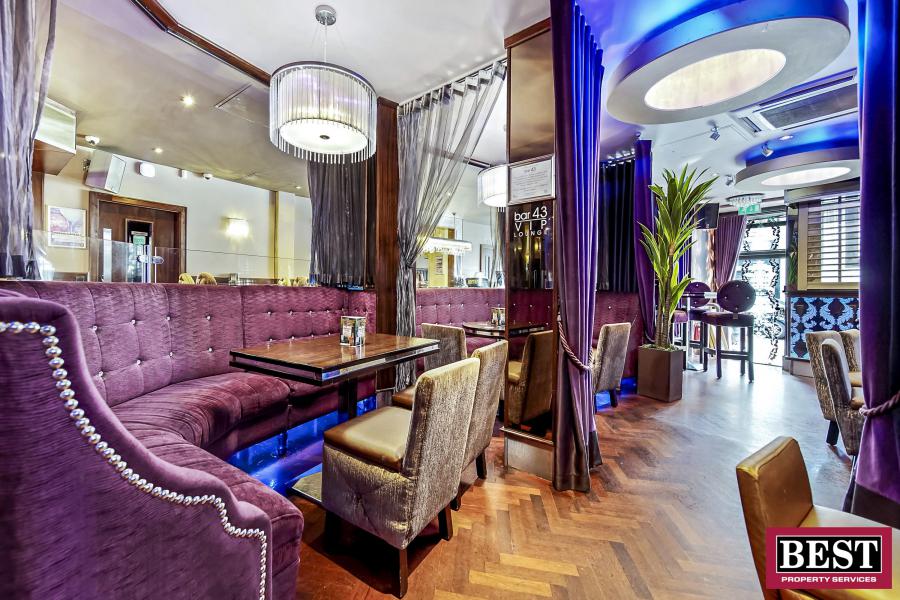 Hagans Bar, Irish Street