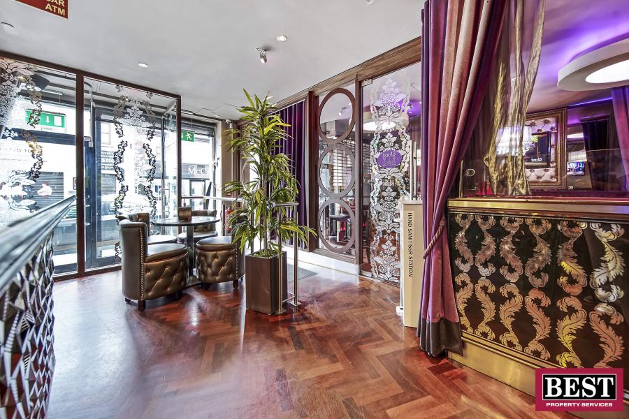 Hagans Bar, Irish Street