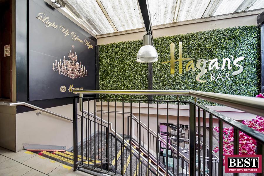 Hagans Bar, Irish Street