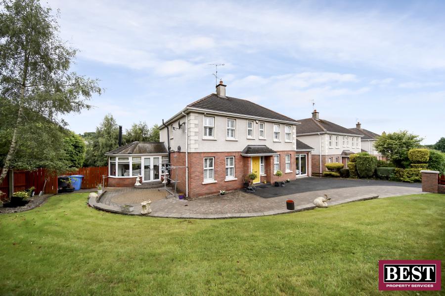38 Meadowvale, Dungannon, County Tyrone, BT70 1QJ