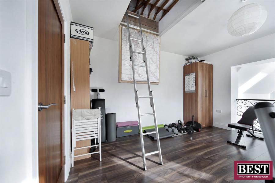 128a Goland Road