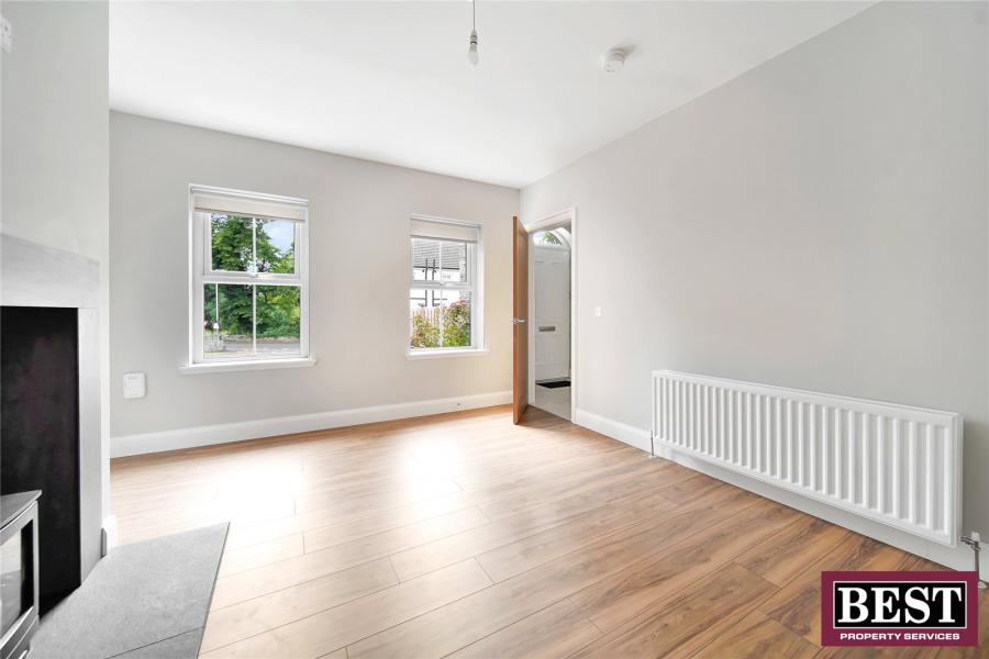 1 Derrycourtney Manor