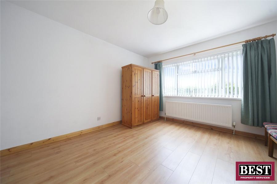 8 Reenaderry Road