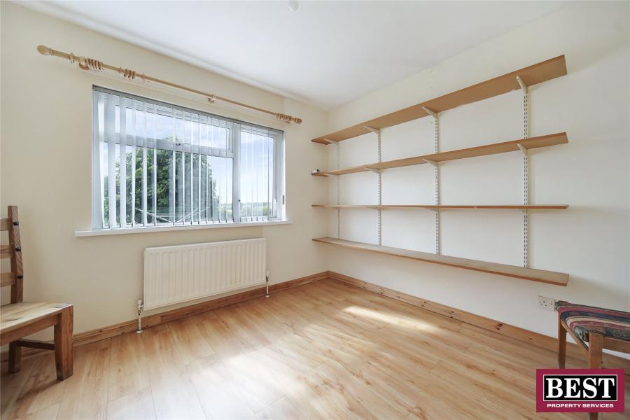 8 Reenaderry Road