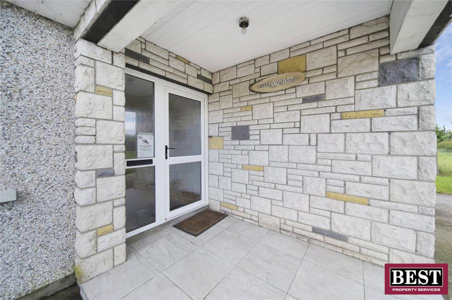 8 Reenaderry Road