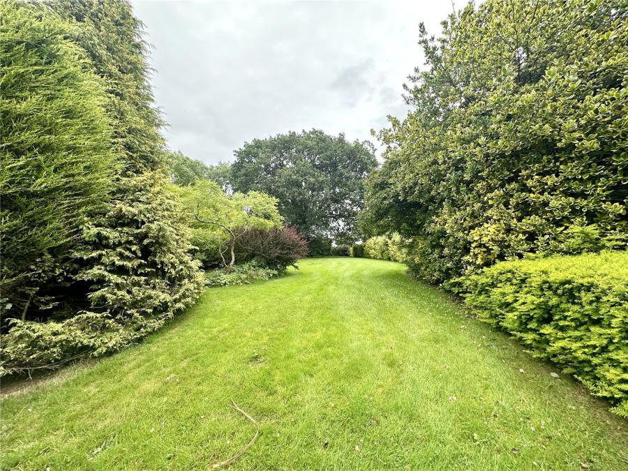 13 Killyneill Road