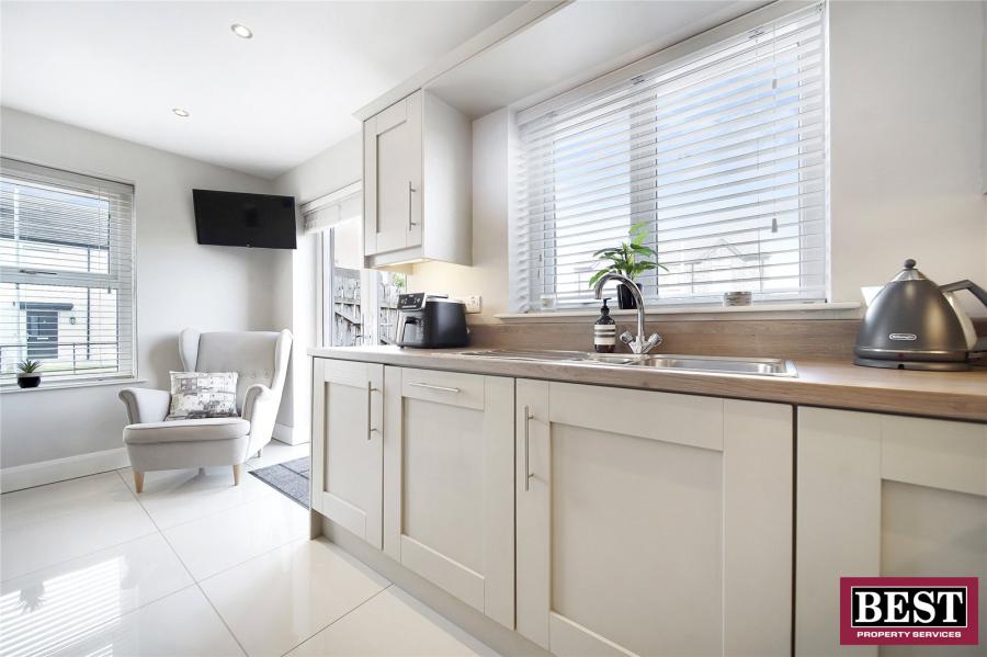 1 Blackwater Manor