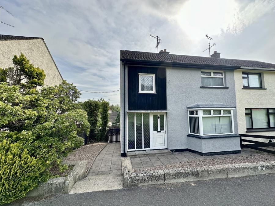 14 Cunninghams Lane