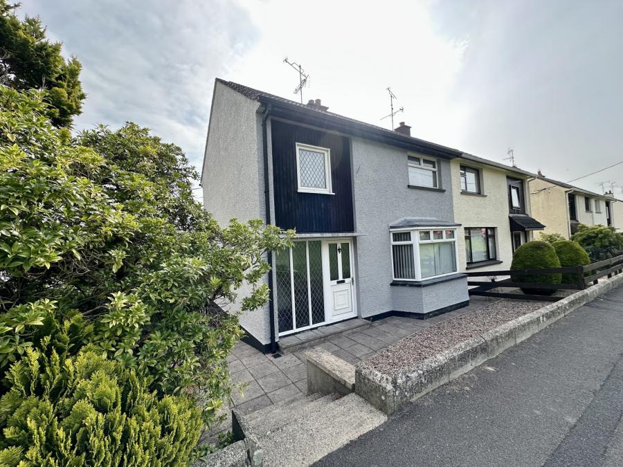 14 Cunninghams Lane