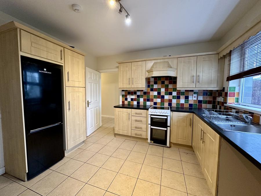 11 West Street Drive