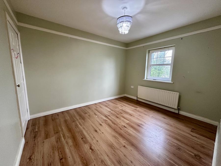 11 West Street Drive