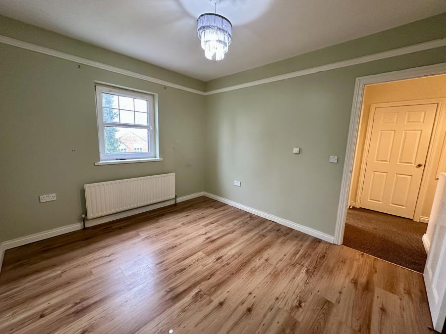 11 West Street Drive