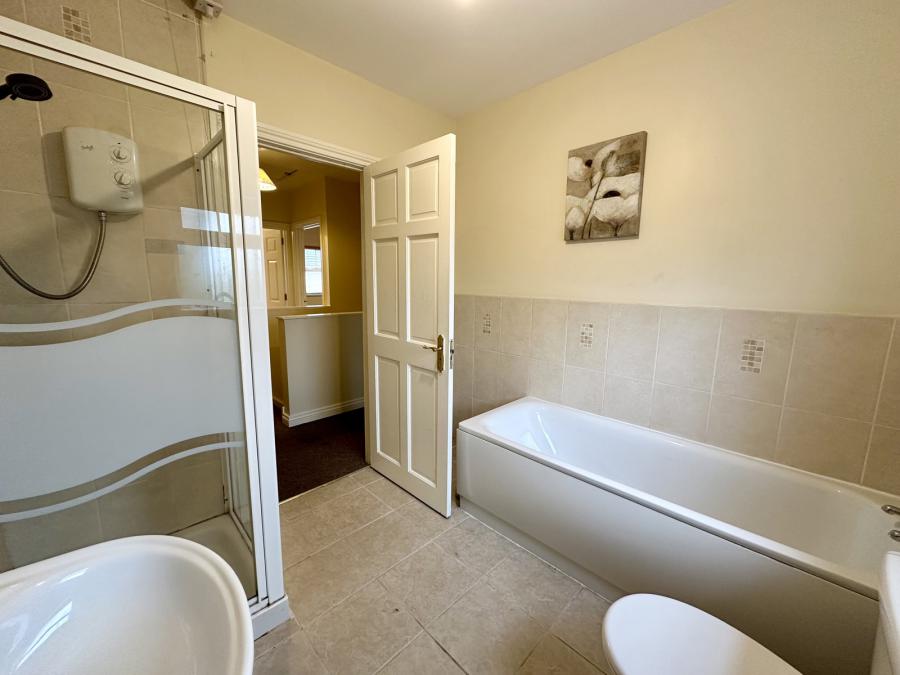 11 West Street Drive