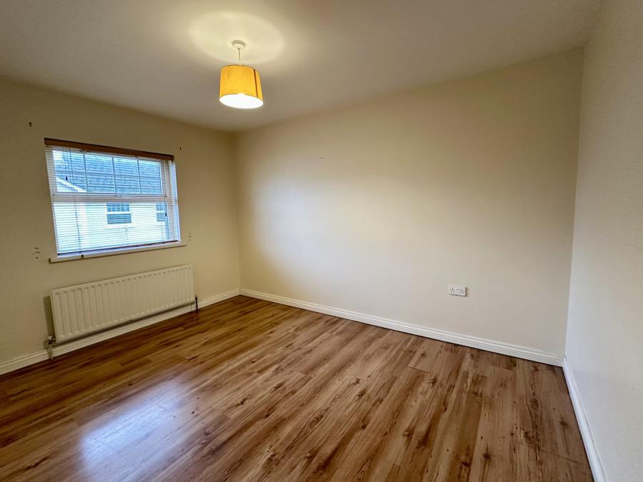 11 West Street Drive