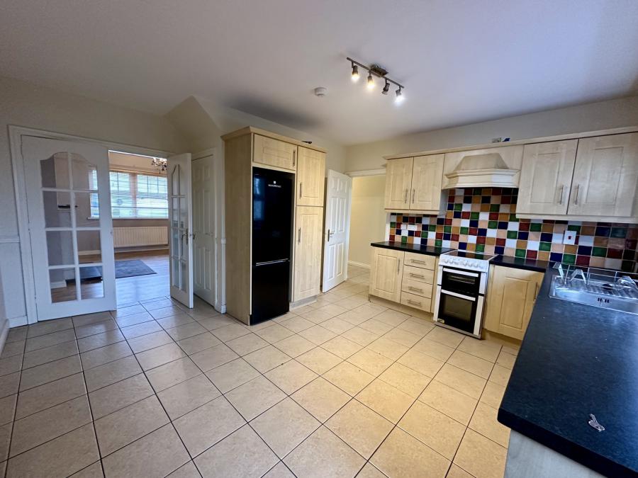 11 West Street Drive