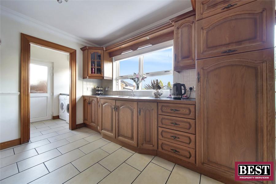 11 Roxborough Heights