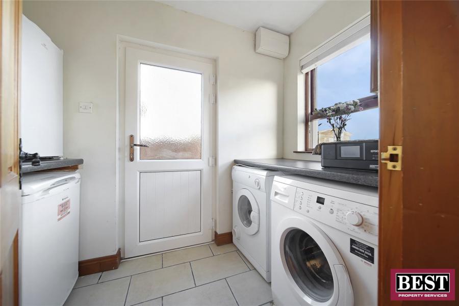 11 Roxborough Heights