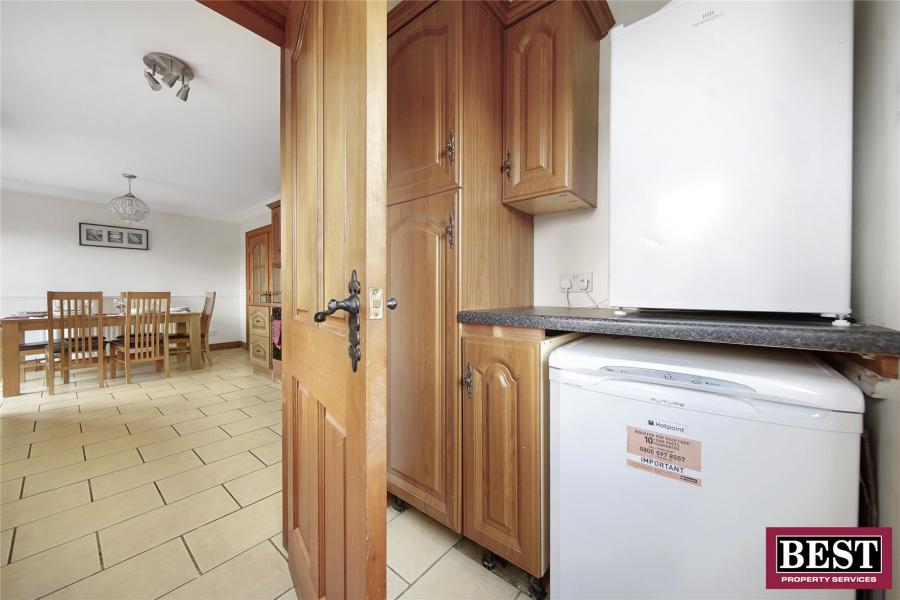 11 Roxborough Heights