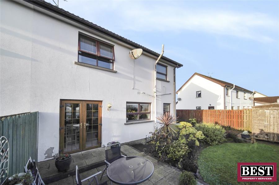 11 Roxborough Heights