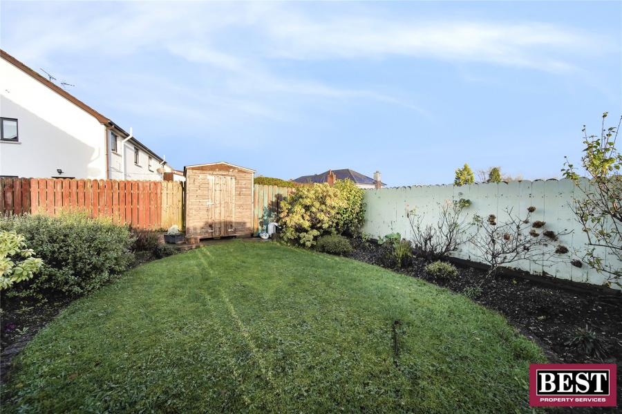 11 Roxborough Heights