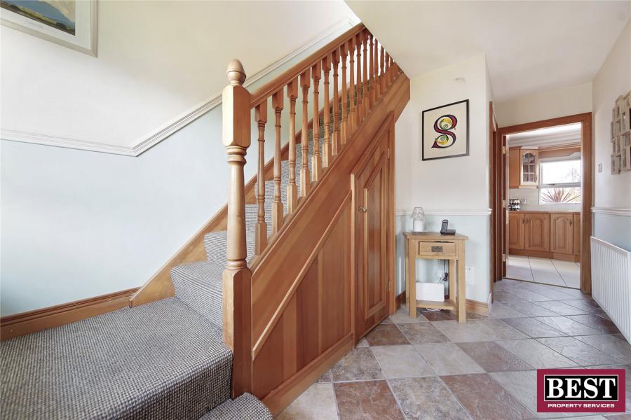 11 Roxborough Heights