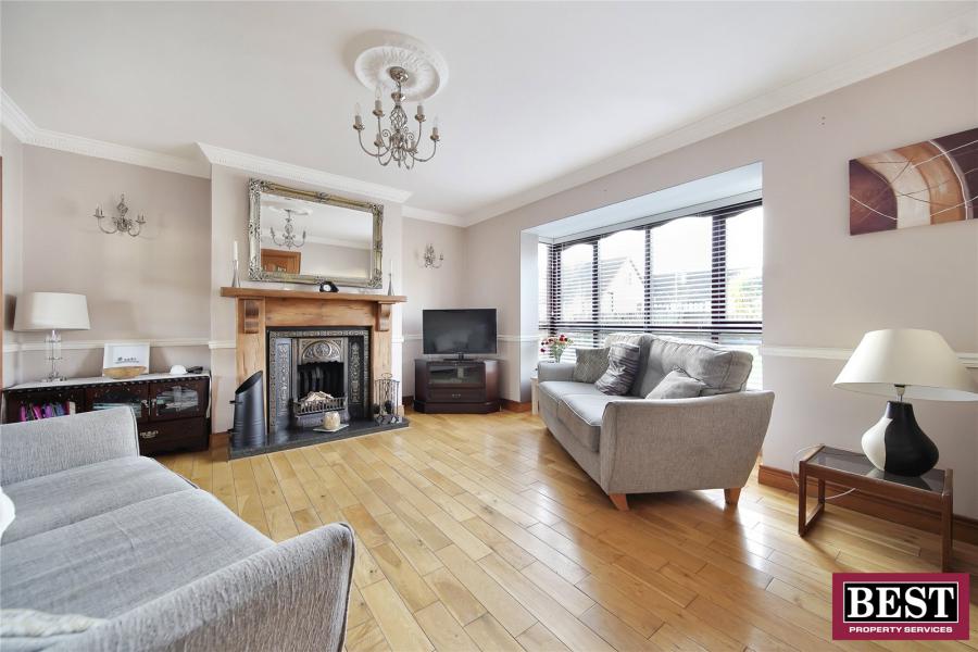 11 Roxborough Heights