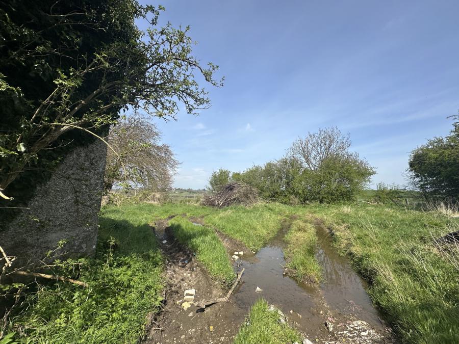 Building Site And Land, 14 Creevagh Road