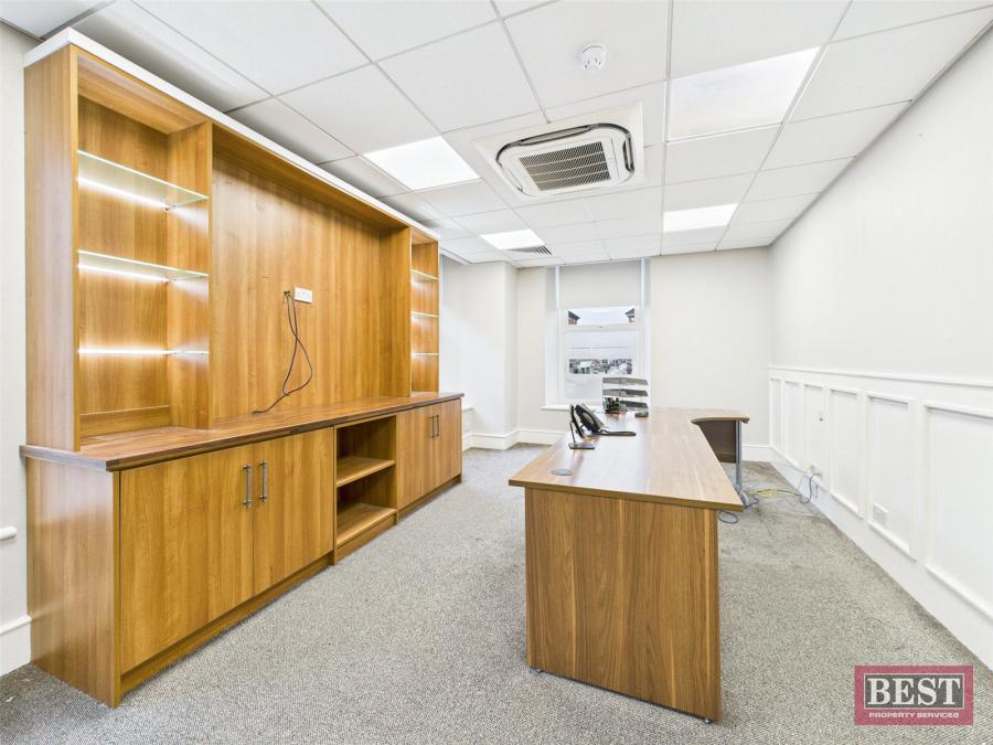 Unit B, 3 Margaret Square