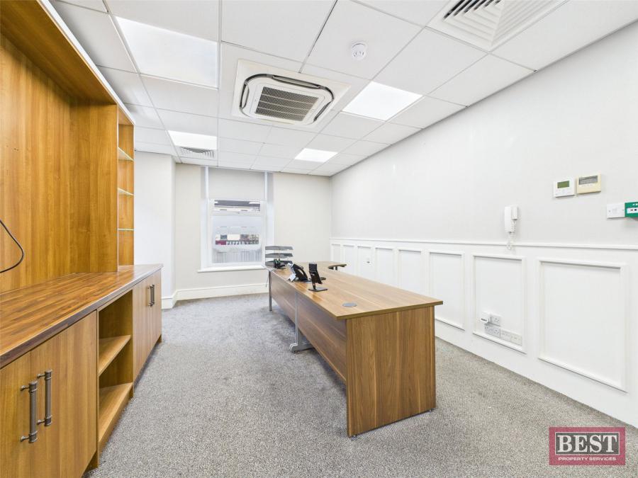 Unit B, 3 Margaret Square