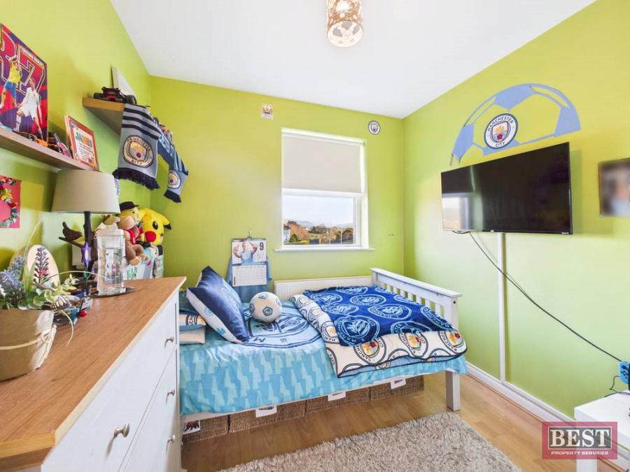 4 Kearney Crescent
