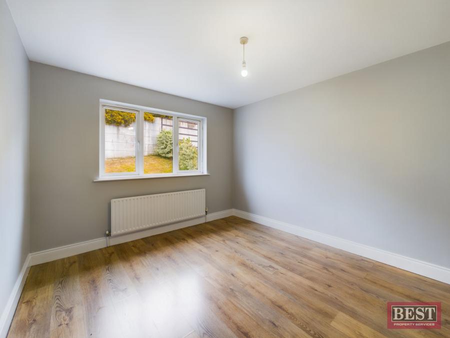 104 Knockdarragh