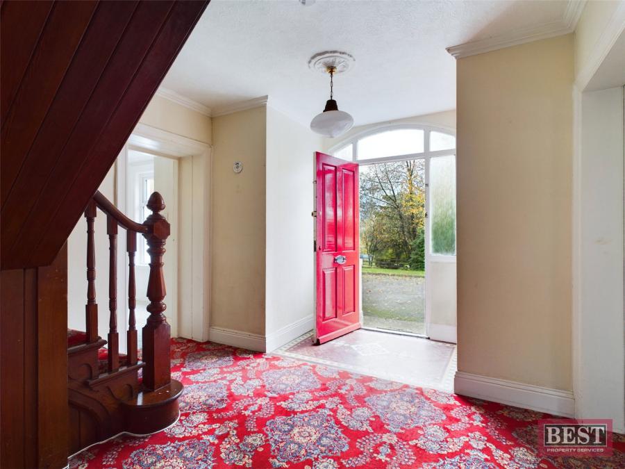 18 Manse Road
