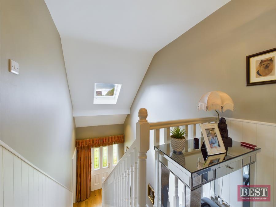 25 Ashbrook Mews