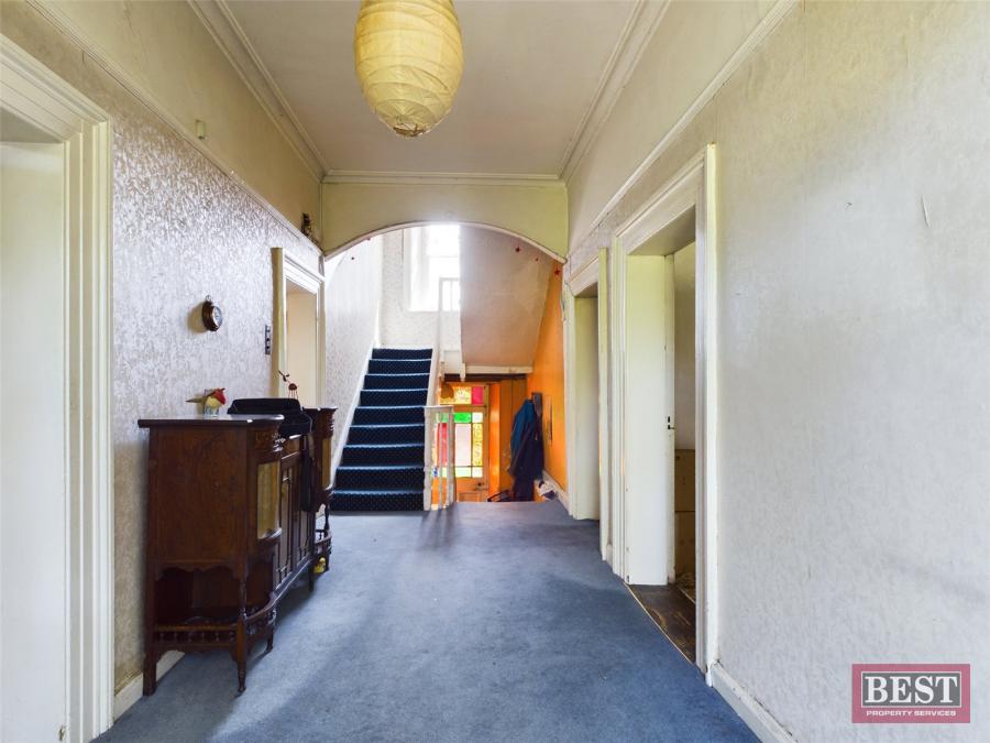 Laurel Hill, 4 Dublin Road