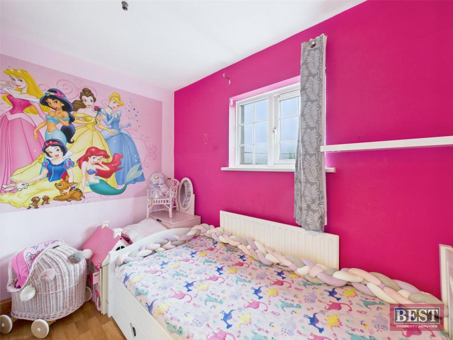 28 Brookville Crescent