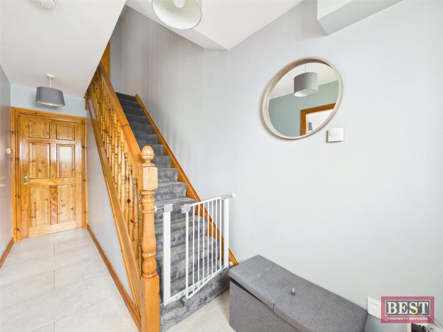 33 Rockfield Heights