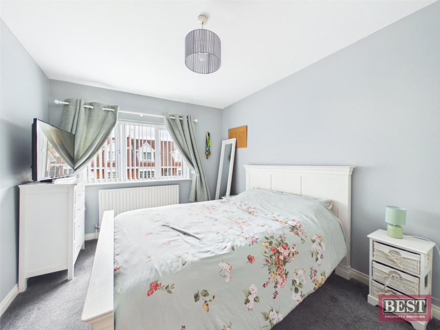 33 Rockfield Heights